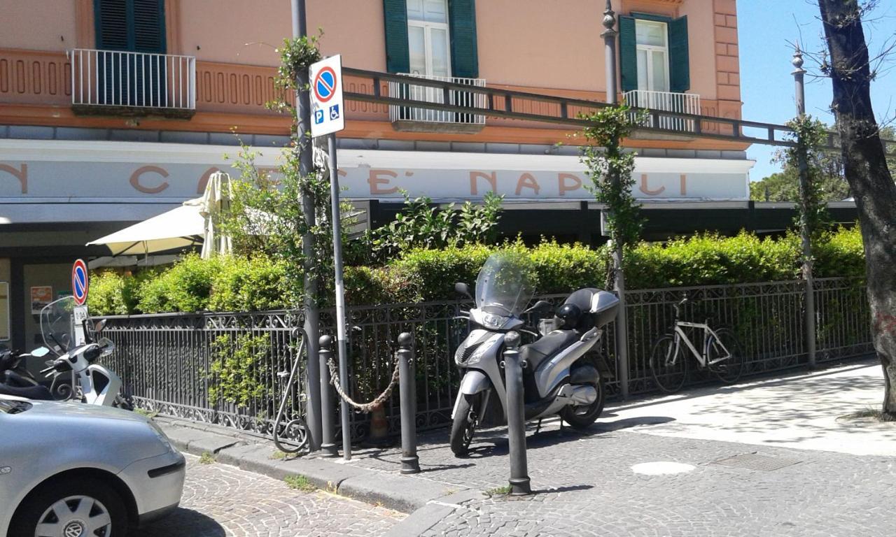 Dimora Stabiae Lägenhet Castellammare di Stabia Exteriör bild